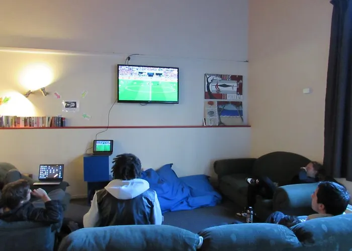 Hostel Downtown Backpackers *